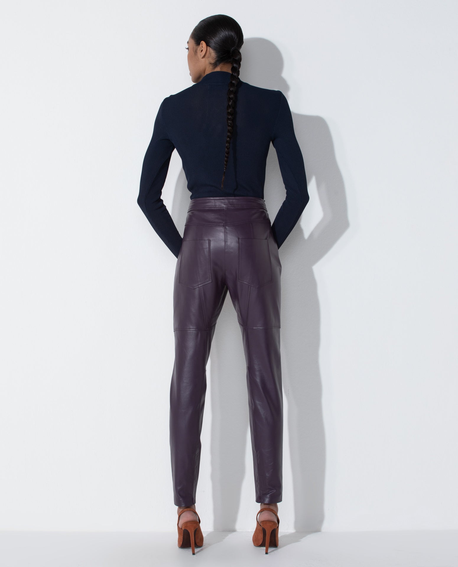 Blusa Lafort Gola Alta Letícia Tricot London Stories