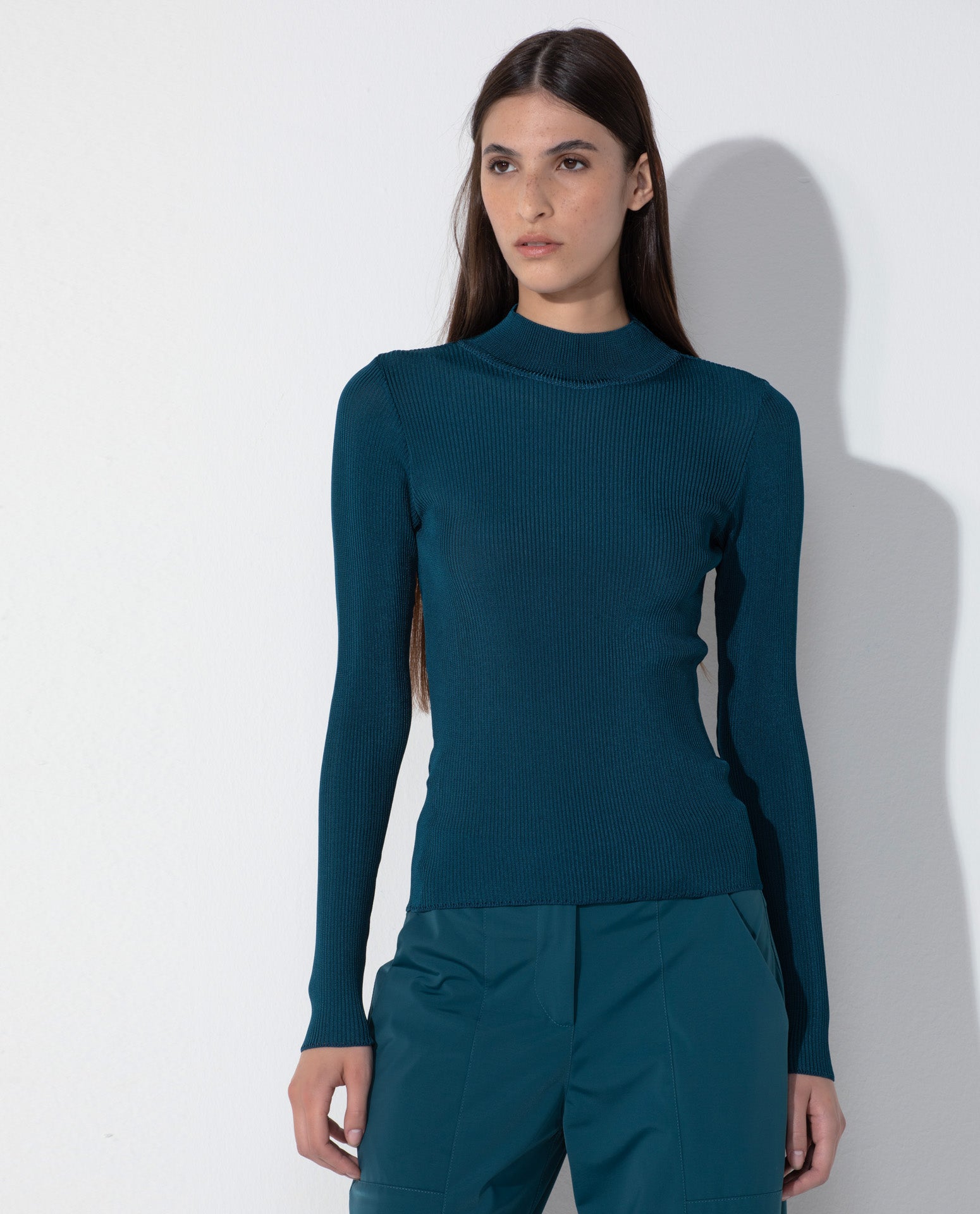 Blusa Lafort Gola Alta Letícia Tricot London Stories