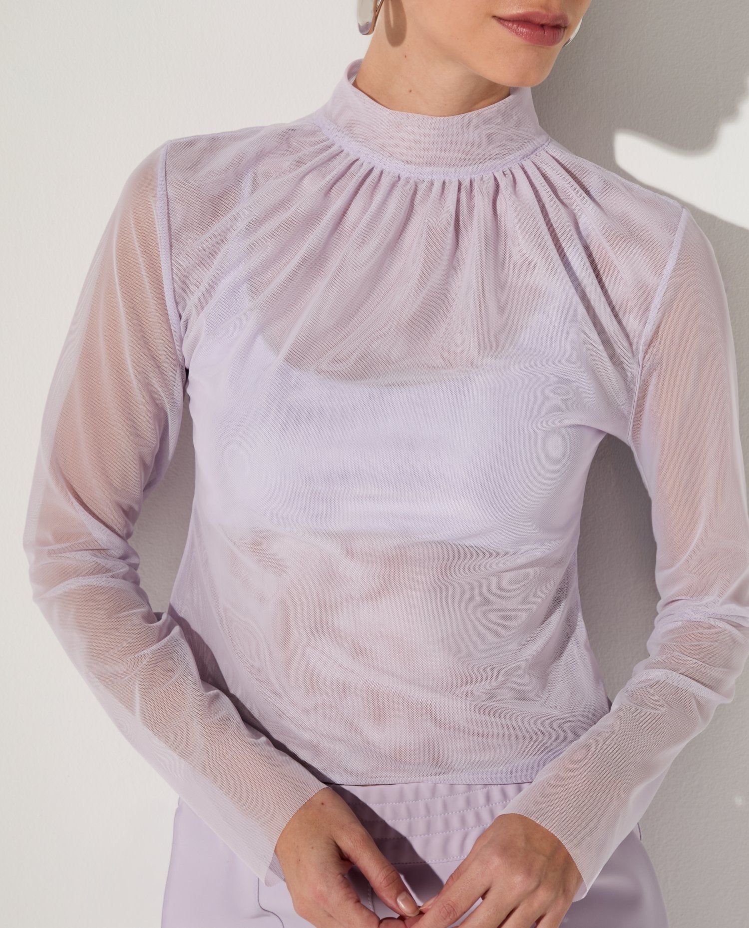 Blusa Lafort Gola Alta Celestina Tela Block