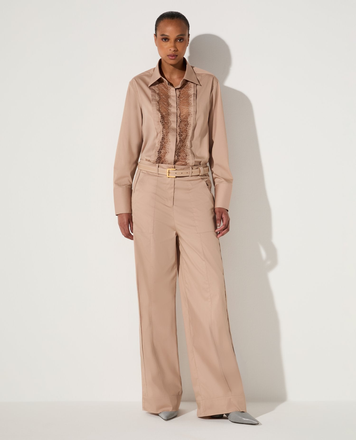 Camisa Lafort Com Pregas E Renda Mona Technocotton