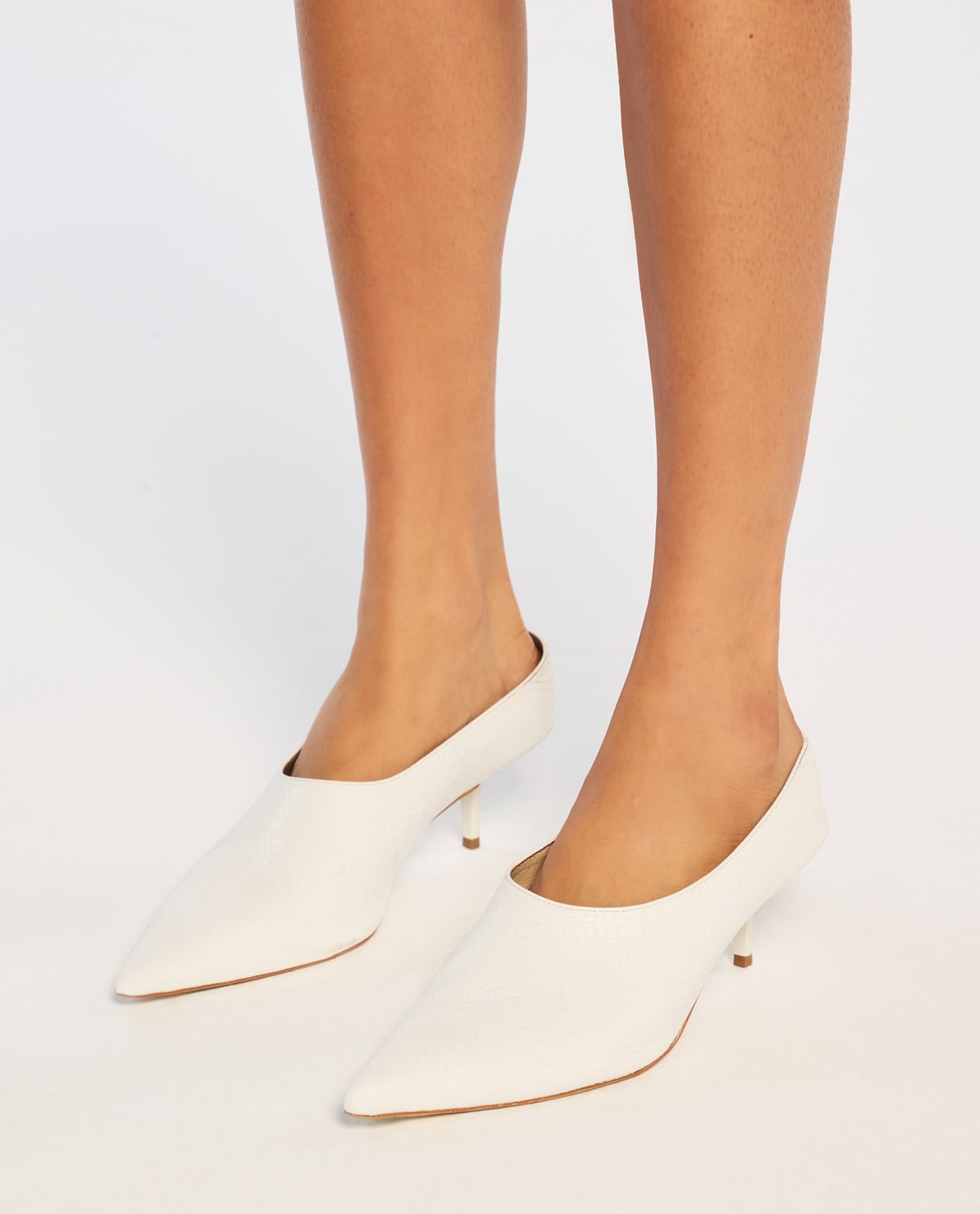Scarpin Lafort Bico Fino Françoise Couro