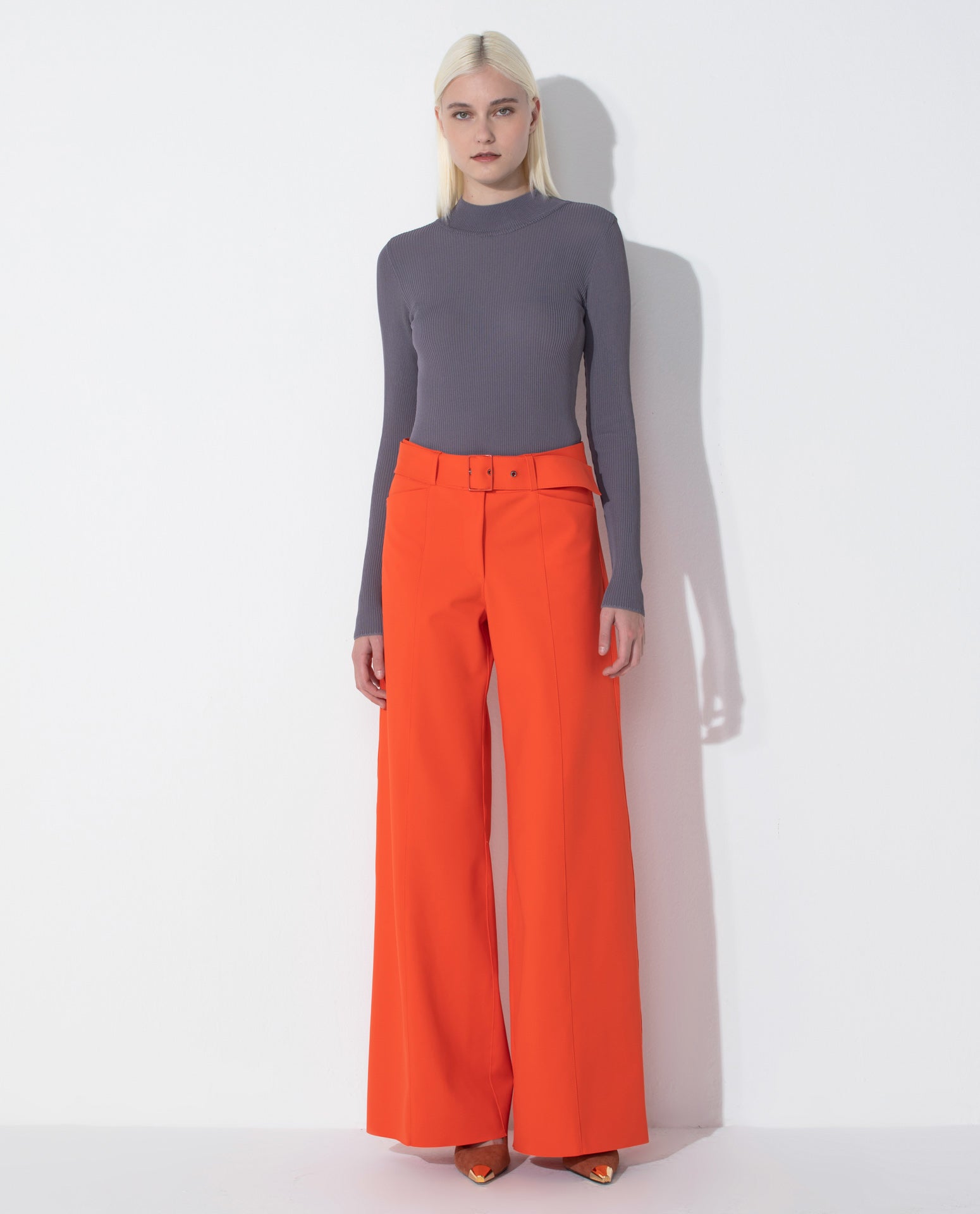 Blusa Lafort Gola Alta Letícia Tricot London Stories