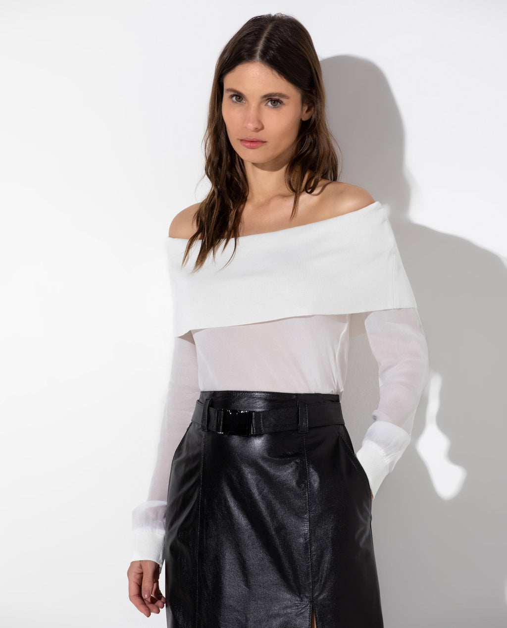 Blusa Lafort Ombro A Ombro Anise Crepe Leve Neutra