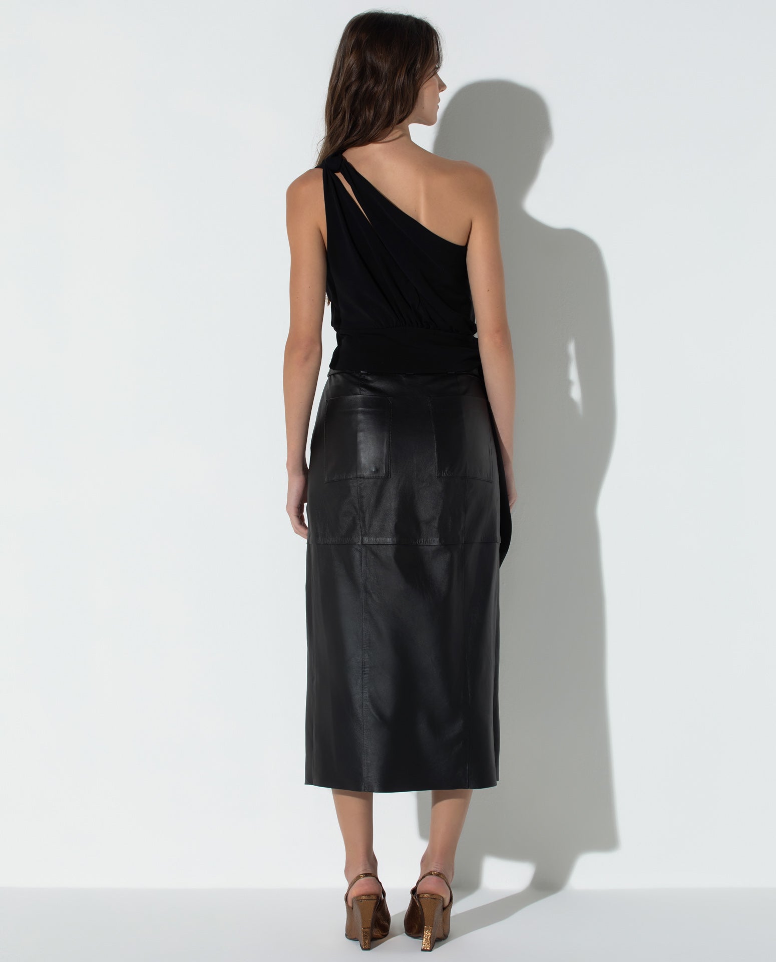Blusa Lafort Assimétrica Ísis Malha Alfaiataria